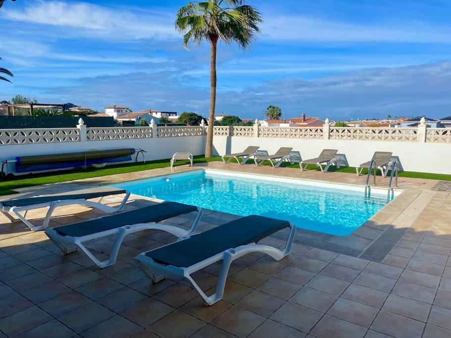 Stunning Villa Amanecer Corralejo Exterior photo