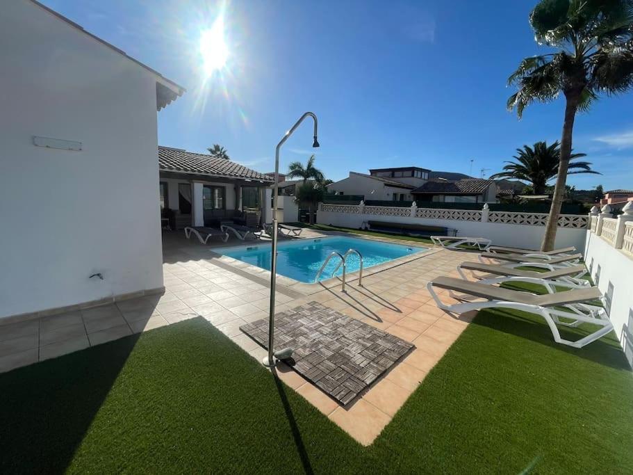 Stunning Villa Amanecer Corralejo Exterior photo